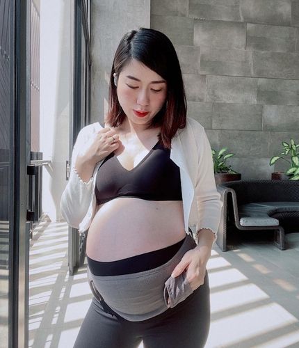 孕婦內衣配上托腹帶